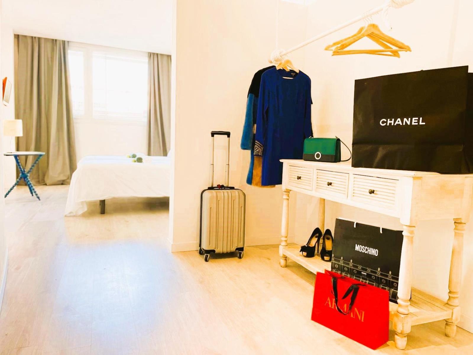 Collection Port - B&B Boutique , Alicante Center Экстерьер фото